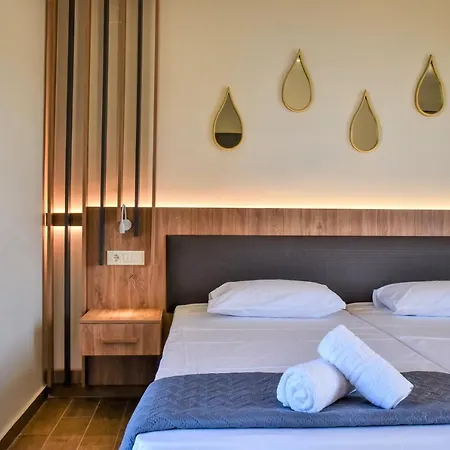 Del Mar 'adults Only' Hotel